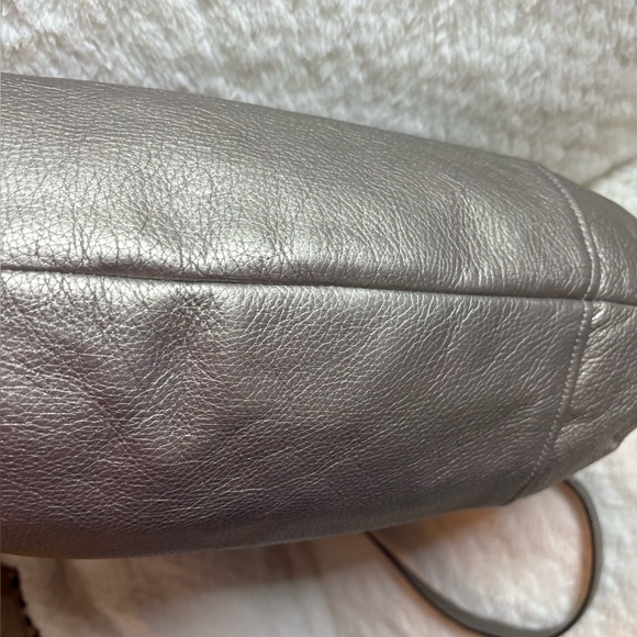 Coach Park Leather 2-way Hobo Metallic Bag - Picture 13 of 17